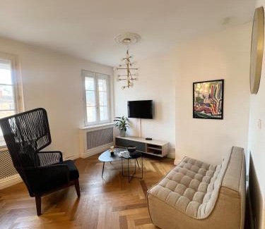 Carmes Apartment | Essence des Carmes - T3 en hyper centre et climatisé