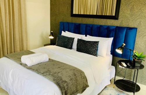 Windhoek Apartment | Essence Lifestyle Self-Catering Accommodation - 1523 Hochland Park