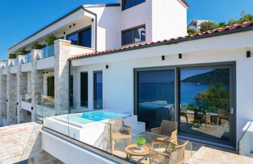 Koinira Apartment | Essentia Luxury