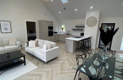 Scaniport Other | Essich Park - 2BR - Hot Tub - Wood Burning Stove