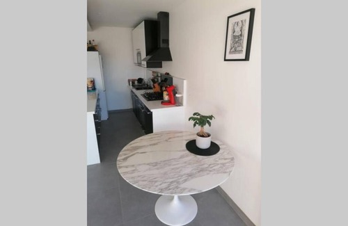 16th Arrondissement Apartment | Estaque, 4 pièces avec vue à couper le souffle.
