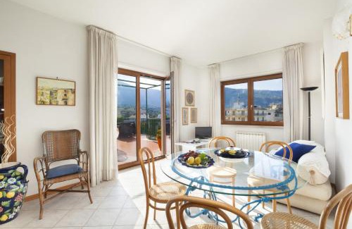 Sorrento Apartment | Estate4home- Casa Miramare