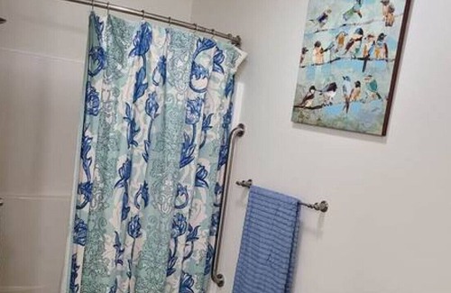 Ester House | Ester Dome Two Bedroom Home with Scenic Mountain Views