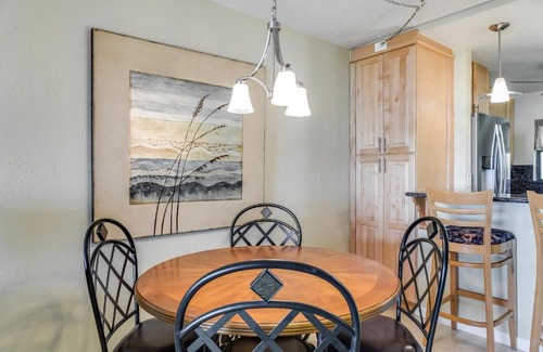 South Island Apartment | Estero Cove 352, 2 Bedrooms, Sleeps 4, 5th Floor, Elevator, Heated Pool