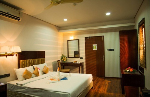 Thirukazhukundram Hotel | Esthell Village Resort,Mahabalipuram