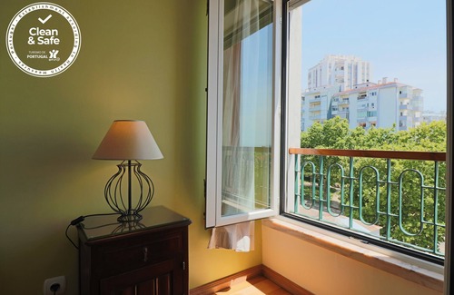 Estoril Apartment | Estoril Sunset Apartment 400m from the beach