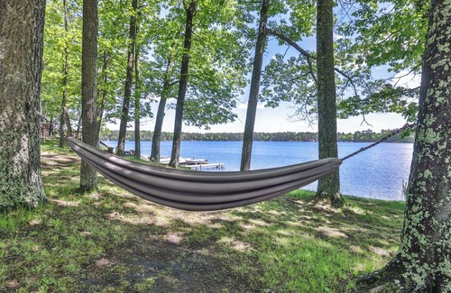 St Germain Cottage | Estrold's Resort- Bayview Cabin