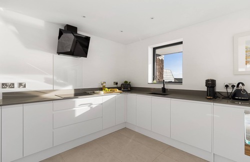 Teignmouth Apartment | Estuary View Grand Banks