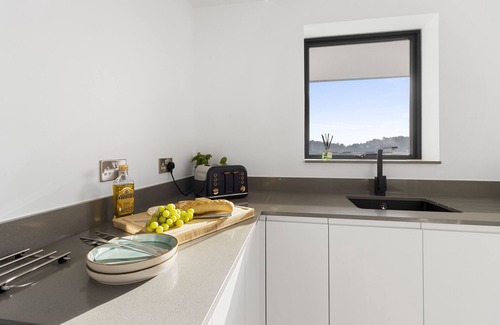 Teignmouth Apartment | Estuary View Grand Banks
