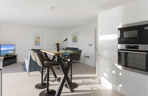 Teignmouth Apartment | Estuary View Grand Banks