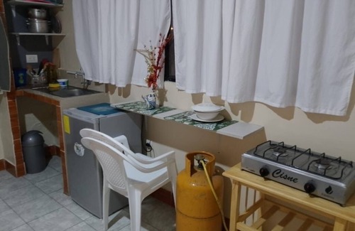 Guayaquil Apartment | Estudio en Garzota Con Cocina. Independiente