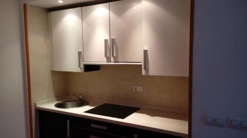 Pradollano Apartment | ESTUDIO EN ZONA BAJA y Garaje Incluido