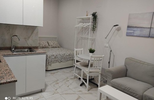 Aluche Apartment | Estudio Maqueda WIFI fácil acceso centro de Madrid