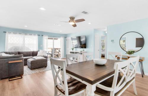 Crystal Beach House | Eternal Summer