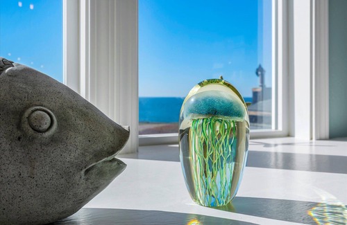 Dillon Beach House | Etoile De Mar: Walk to Beach/Views/Hot Tub/Game Room!