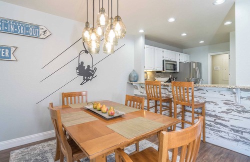 Telluride Cottage | Etta Place Too 107 by Avantstay Close to Town & The Slopes! In Complex w/Communal Pool & Hot Tub