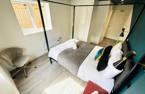 Evelyn Apartment | Etta's House - NO 31 - A Cozy Urban Escape
