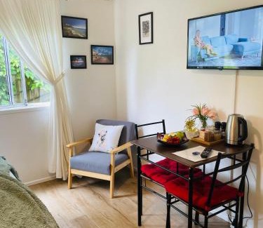 Eumundi House | Eumundi Cottage in Town