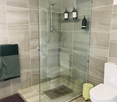 Eumundi House | Eumundi Cottage in Town
