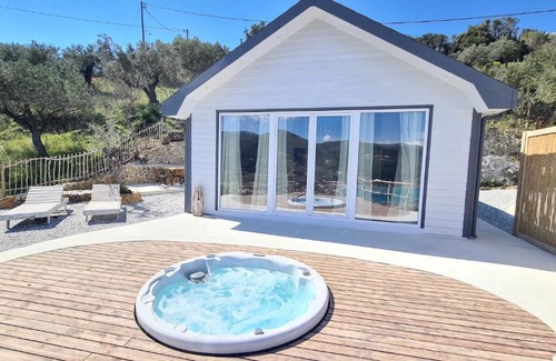 Skopelos Villa | Eunice's House