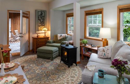 Eureka Springs Cabin | Eureka Sunset Cabins
