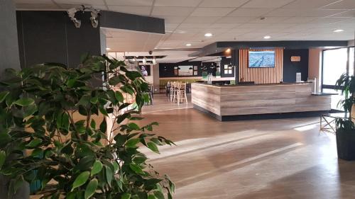 Cote d'Or-Les Sarrazins Hotel | Euro Hôtel Paris Créteil