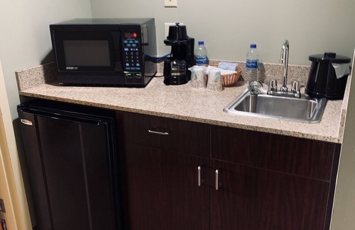 Morgantown Hotel | Euro Suites Hotel