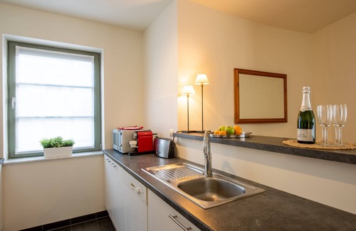 Upper Town Apartment | Europea EU Parliament Terrace Residence