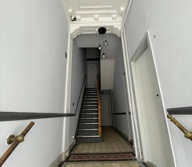 Wijk van de Squares Apartment | European District Apartment Thirteen
