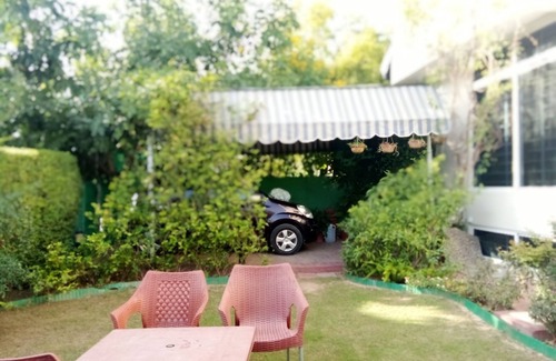 Islamabad Villa | European Style Family House & Lawn , Islamabad Airport 15min