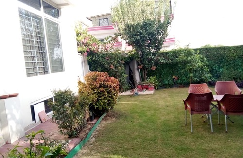 Islamabad Villa | European Style Family House & Lawn , Islamabad Airport 15min