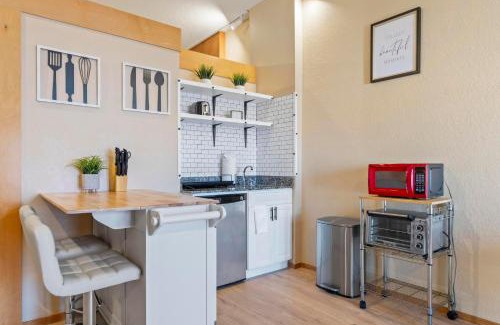 Palm Coast Apartment | European Village King Suite Retreat: Unwind, Explore, Beach, Work!