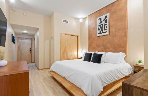 Palm Coast Apartment | European Village King Suite Retreat: Unwind, Explore, Beach, Work!