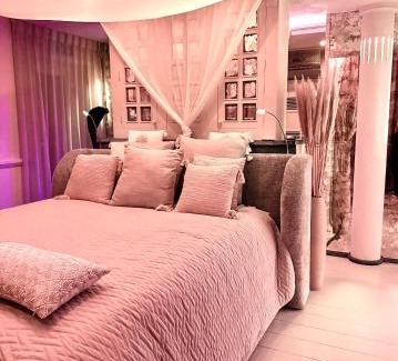 Schulen Bed & Breakfast | Evāra Private Spa & B&B Retreat