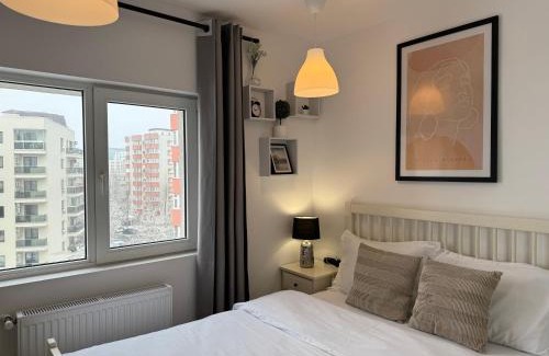 Bucharest Apartment | Evan Cozy Flat with balcony & parking, 13 September