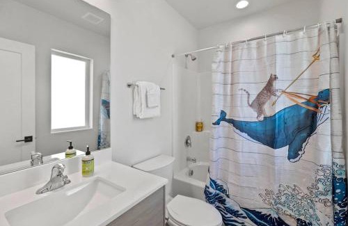 Whittier Heights Apartment | Evan's sweet suite - Micro Studio - 91Walkscore