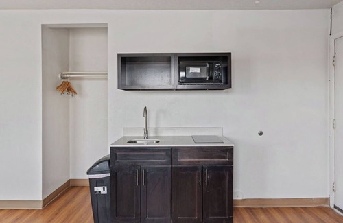 Evanston Hotel | Evanston Inn Extended Stay