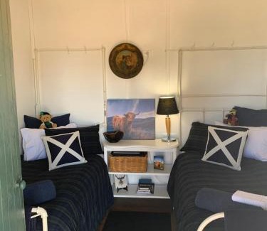 Ilfracombe Bed & Breakfast | Evanston Station