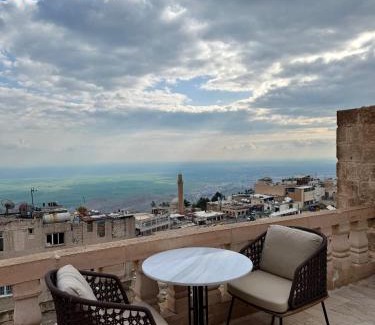 Artuklu Hotel | Evar Konağı