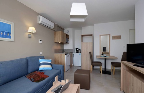 Le Barcares Condo | Evasion Soleil | En Bord de Plage + Vue Mer