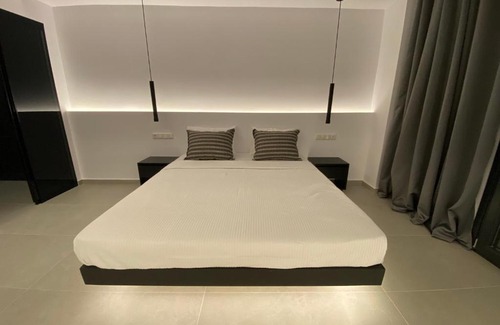 Naxos Town Apartment | Evenos Suites