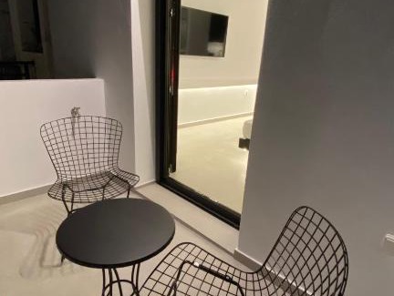 Naxos Town Apartment | Evenos Suites