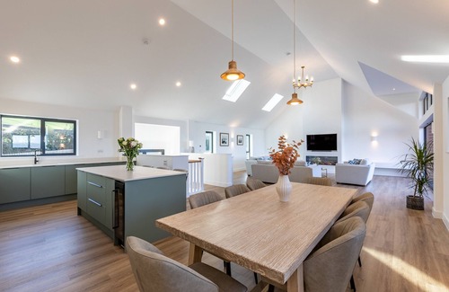 Instow House | Eventide Instow - Four Bedroom House, Sleeps 8