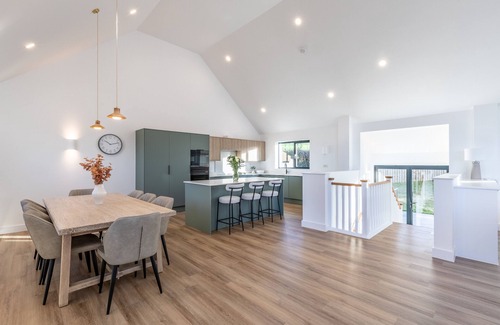 Instow House | Eventide Instow - Four Bedroom House, Sleeps 8
