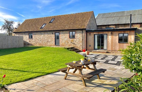 Eaton Mascott House | Evenwood Byre