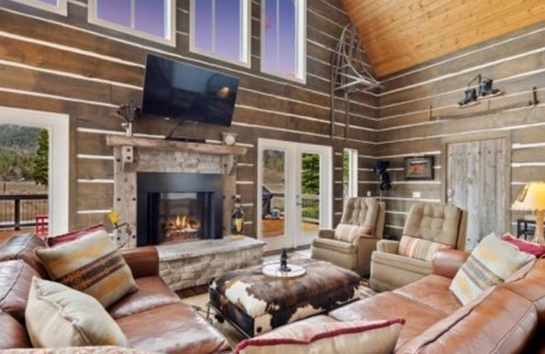 Kalispell House | Ever After Escape - Stunning Montana Dream House with Lake Access and Views!