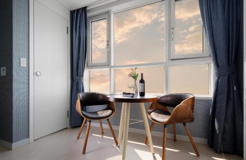 Sinchon-dong Apartment | Ever8 Serviced Residence