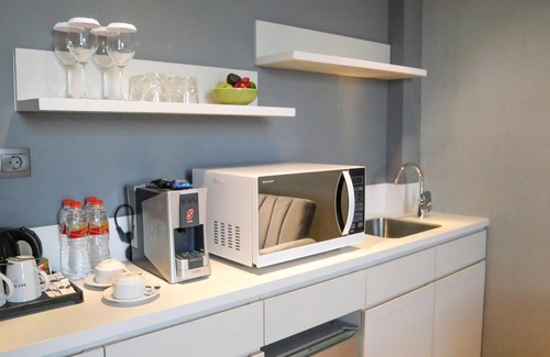 Gubeng Hotel | Everbright
