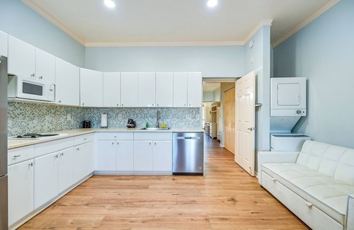 Naples Condo | Everglades Condo 15 Mi to Nat'l Park: Boat & Swim!