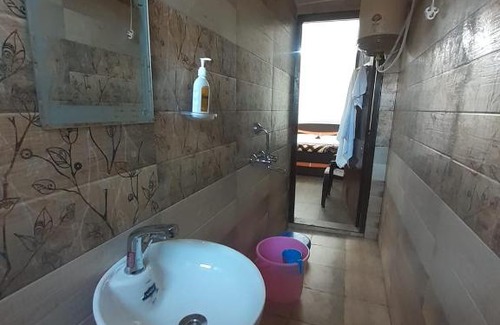 Ramnagar House | Evergreen homestay